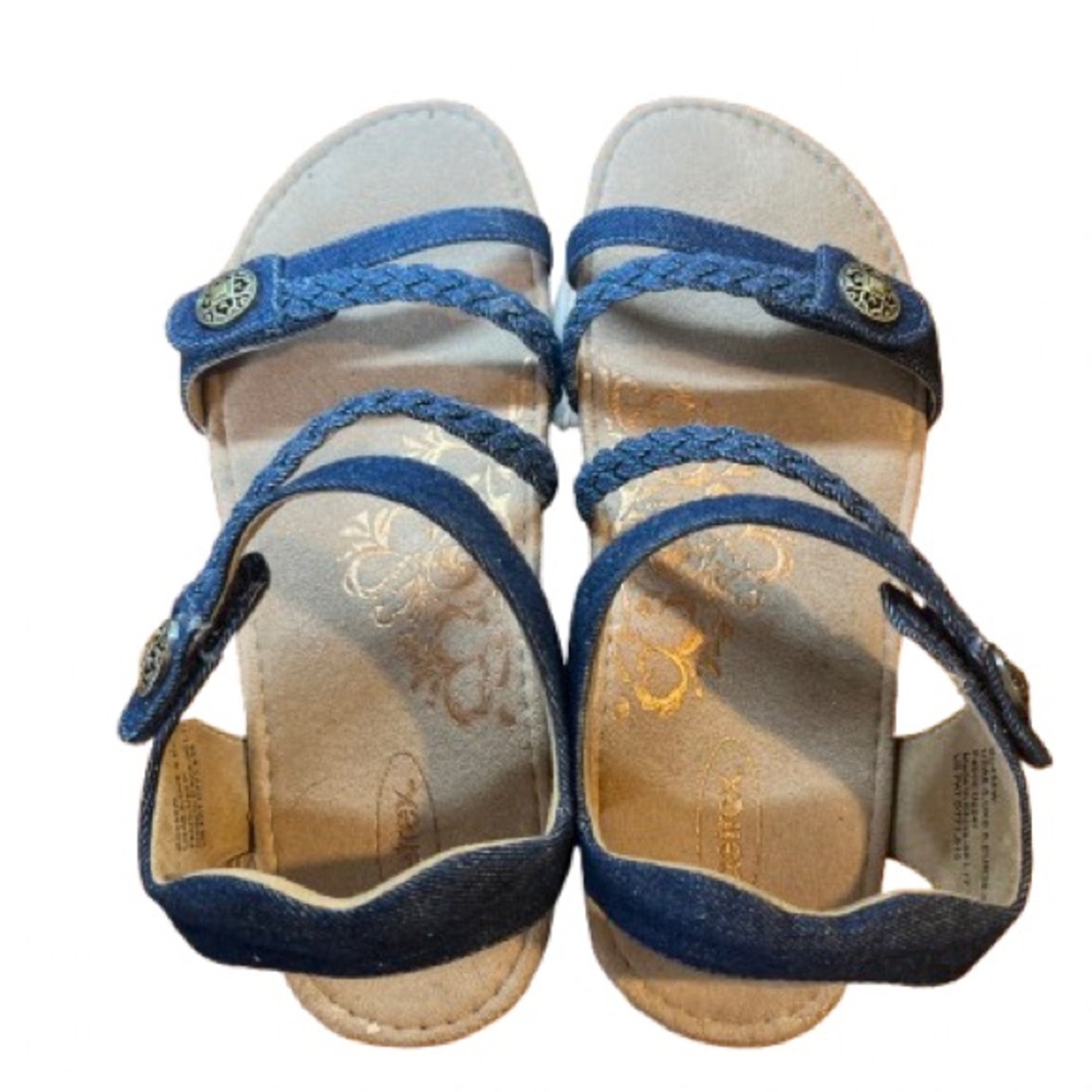 Women’s Aetrex 8.5 denim braided sandals style Jillian